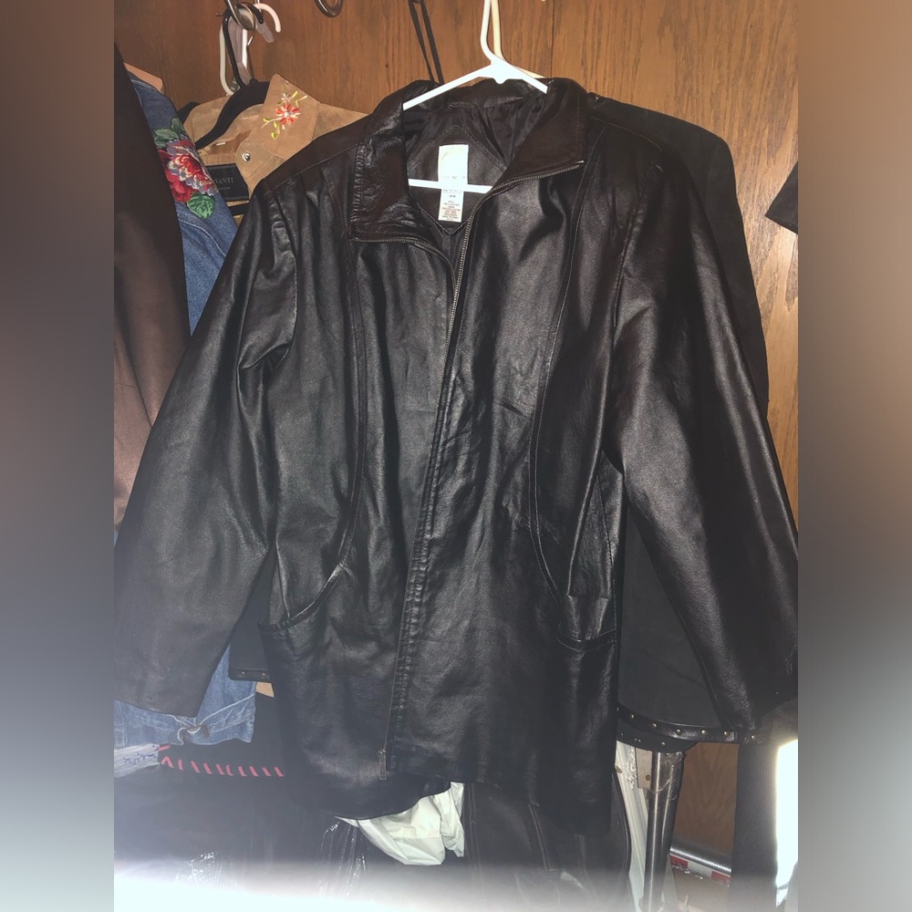 Vintage Black Leather Jacket- 958 $50 or $45 w/offer